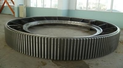 採鉱設備のボール ミルの帯ギヤ ボール ミルの予備品のピニオン ギヤ