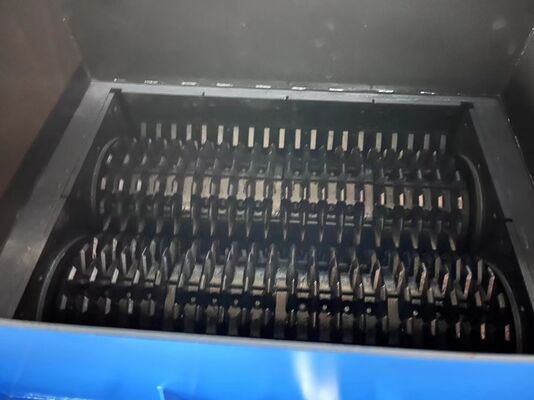 非常に適応性の高い、安全で信頼性の高い、メンテナンスが容易なローラークラッシャー