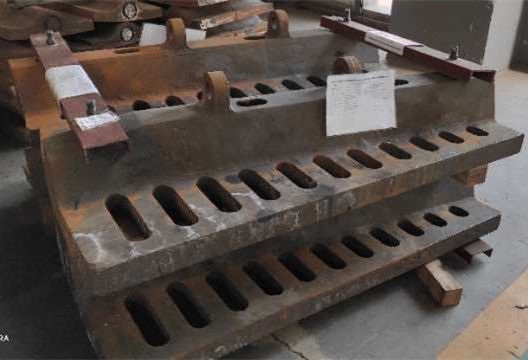 高いマンガンのボール ミルはさみ金の鋳造の鋼球の製造所の予備品およびag/sagの製造所はさみ金